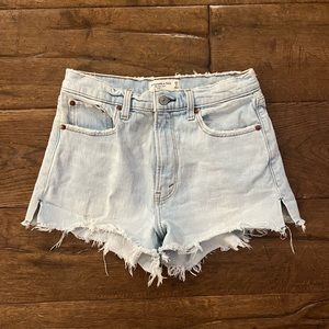 Abercrombie high rise mom shorts
